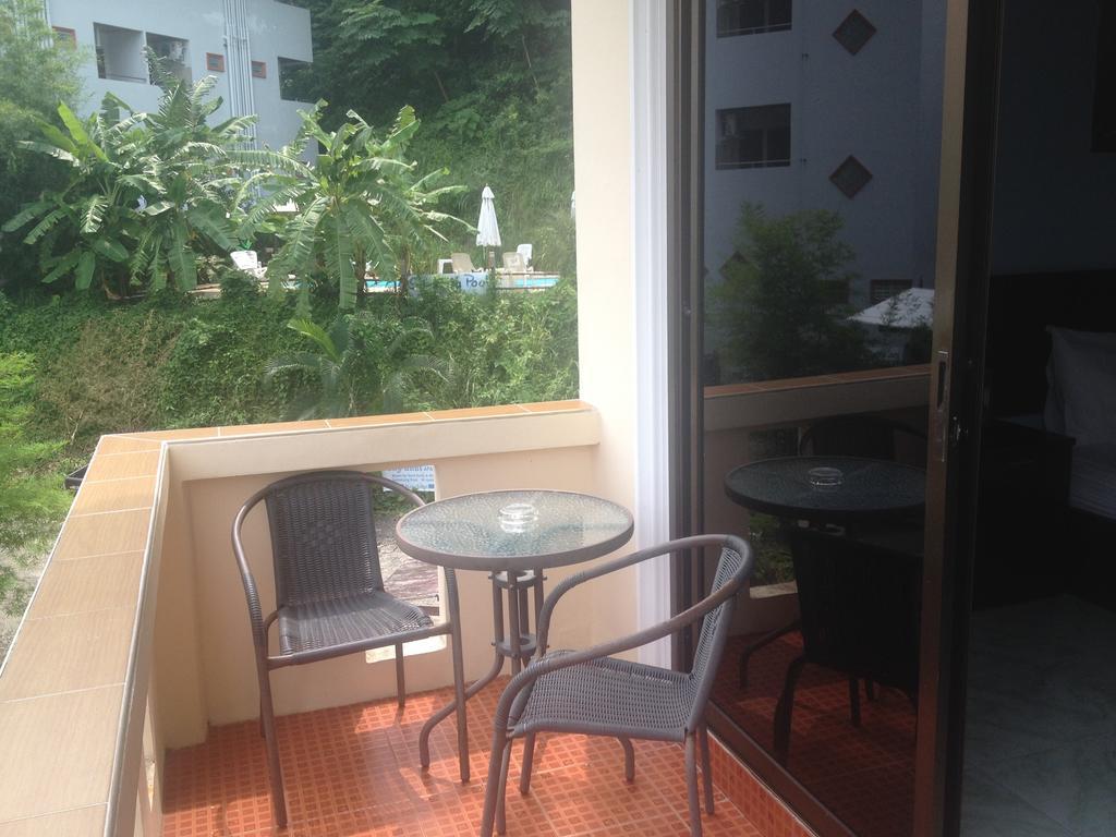Feng Shui House Hotel Patong Phòng bức ảnh