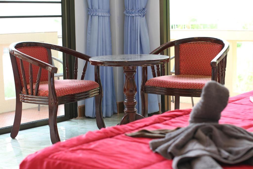 Feng Shui House Hotel Patong Ngoại thất bức ảnh