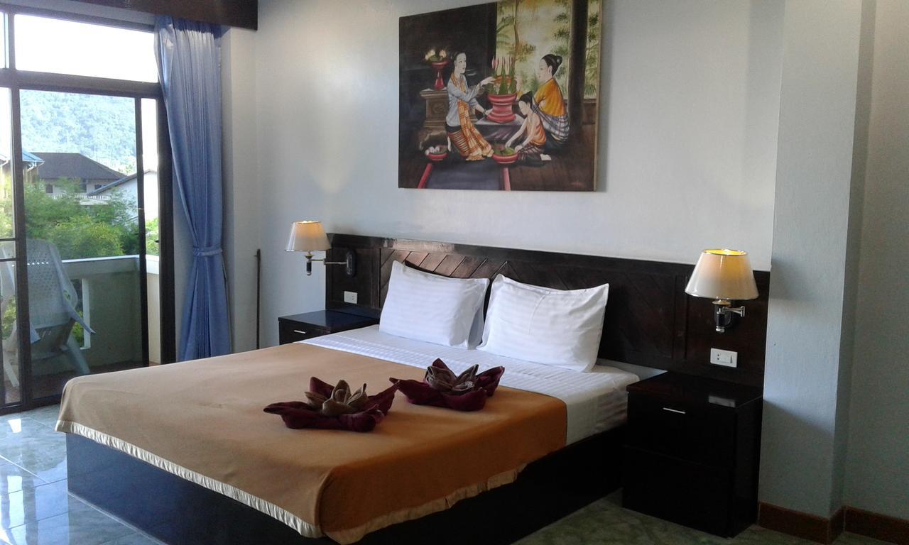 Feng Shui House Hotel Patong Ngoại thất bức ảnh
